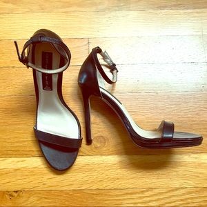 Classic black sandal high heel pump